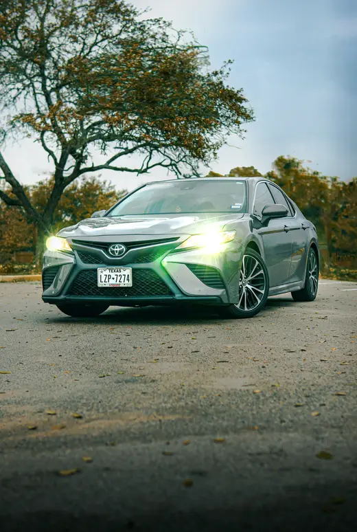 2019 Toyota Camry 2.5 V