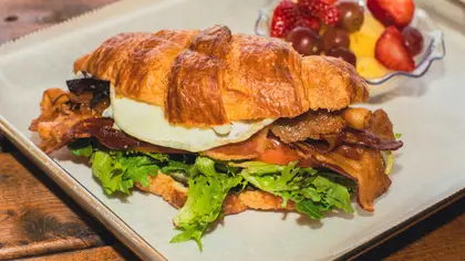 Croissant Club